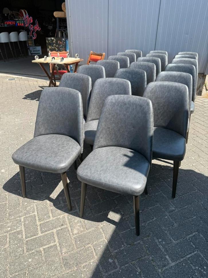 Café bar eetcafe bistro stoelen restaurant, Huis en Inrichting, Stoelen, Zo goed als nieuw, Vijf, Zes of meer stoelen, Hout, Kunststof