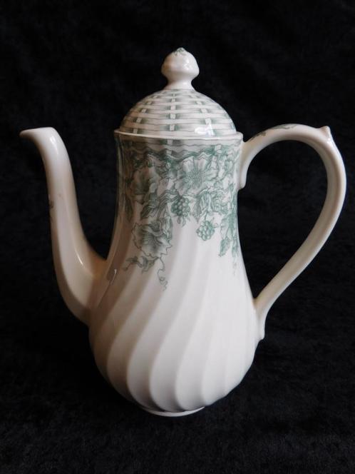 Barratts koffiepot, groene bloemen en vruchten, made in Engl, Huis en Inrichting, Keuken | Servies, Zo goed als nieuw, Overige typen