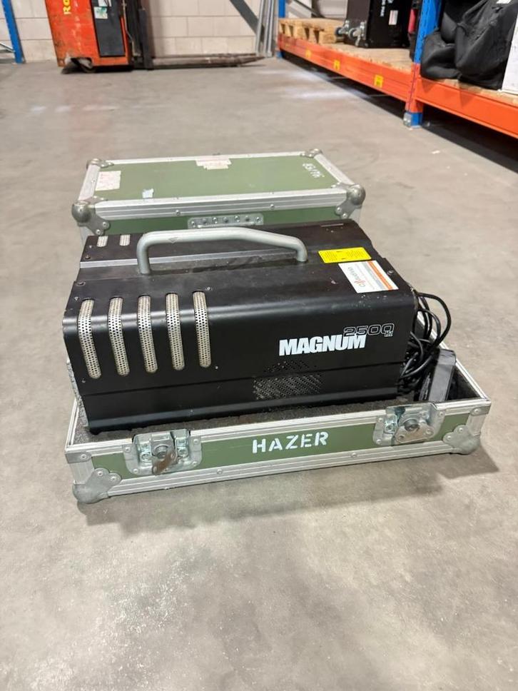 Martin Magnum 2500HZ Hazer met DMX module, Muziek en Instrumenten, Licht en Laser, Gebruikt, Rookmachine, Ophalen