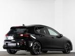 Volkswagen Golf R-Line 1.5 eTSI 150 pk Automaat | LED | Pano, Stof, 4 cilinders, 150 pk, Zwart