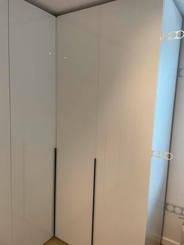 Ikea PAX hoekkast beschikbaar voor biedingen