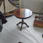 Bijzettafel  notenhouten, Huis en Inrichting, Tafels | Bijzettafels, Ophalen of Verzenden, Rond, Minder dan 55 cm, 45 tot 60 cm