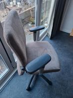 Grijze bureaustoel (ergonomisch!), Huis en Inrichting, Bureaustoelen, Ophalen, Zo goed als nieuw, Grijs, Bureaustoel