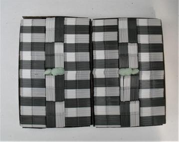 317 diaraampjes als nieuw zonder glas met plakpunten beschikbaar voor biedingen