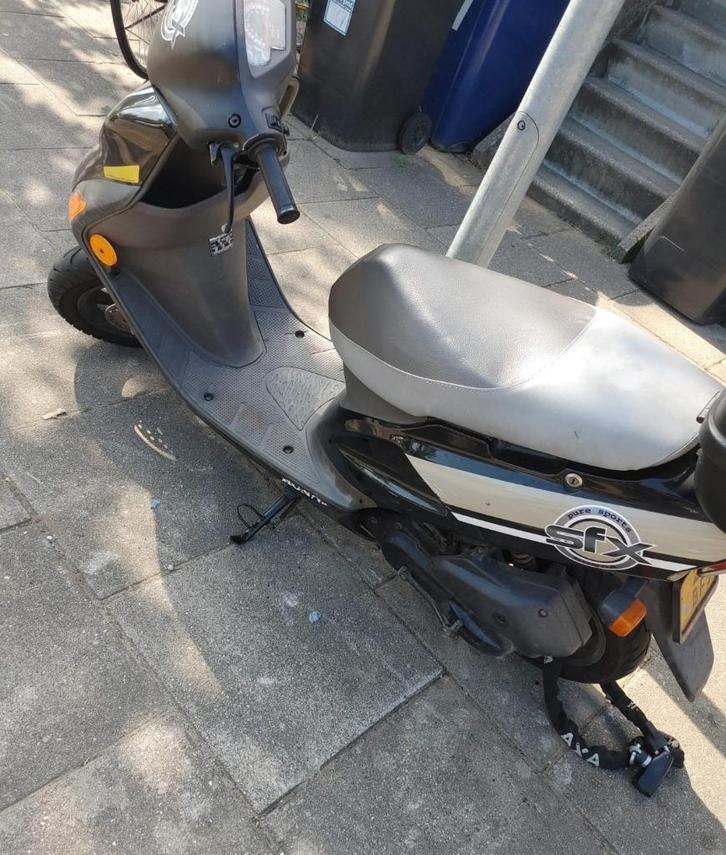Honda SFX 50 Scooter, Fietsen en Brommers, Scooters | Overige merken, Zo goed als nieuw, Maximaal 45 km/u, Benzine, Ophalen