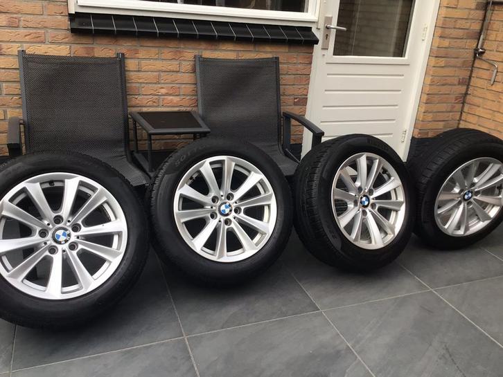 BMW 5-Serie 225 55 R17 Velgen met winterbanden Pirelli, Auto-onderdelen, Banden en Velgen, Velg(en), Winterbanden, 17 inch, 225 mm