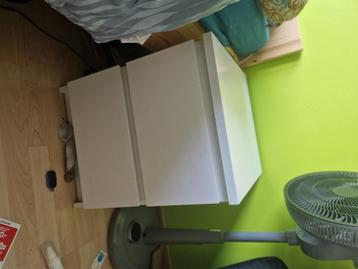 Ikea Malm Nachtkast - afbeelding 1
