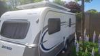Eriba Feeling 425, met stalling, Caravans en Kamperen, Caravans, Treinzit, 750 - 1000 kg, Particulier, Vast bed