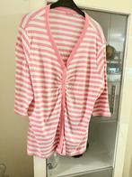 Vest Maat 54 - Roze/Wit gestreept, Kleding | Dames, Grote Maten, Trui of Vest, Ophalen of Verzenden, Roze, Onbekend
