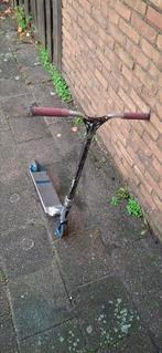 Professionele stuntstep, Fietsen en Brommers, Steps, Ophalen of Verzenden, Zo goed als nieuw, Gewone step