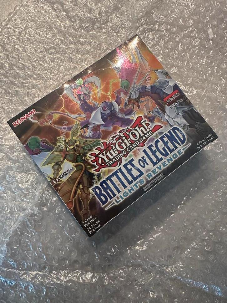 Yu-Gi-Oh! Battles of Legend Light's Revenge Booster Box Seal, Verzamelen, Speelgoed, Nieuw, Ophalen of Verzenden