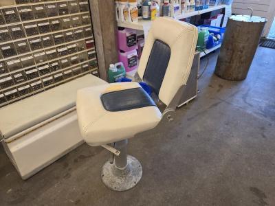 Bootstoel met verstelbare poot, Watersport en Boten, Bootonderdelen, Gebruikt