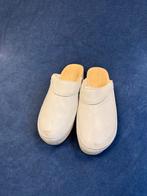 Witte leren klompen voot de zorg  maat 38, Kleding | Dames, Schoenen, Ophalen of Verzenden, Gedragen, Wit, Overige typen
