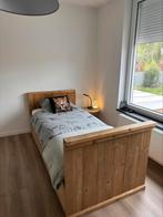 Bed steigerhout eenpersoons, Huis en Inrichting, Ophalen, Zo goed als nieuw, Eenpersoons