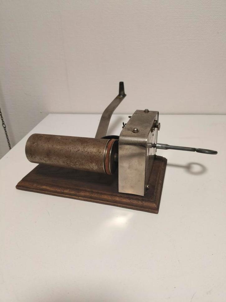 Fonograaf Loopwerk - Werkend, Zonder Weergever/Hoorn, Antiek en Kunst, Antiek | Tv's en Audio, Ophalen