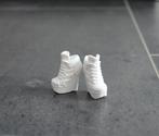 Barbie kleding nieuw - Originele hoge hakken schoenen wit, Ophalen of Verzenden, Nieuw, Barbie
