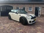 Mini 1.6 Cooper 2007 Wit John Cooper Works, Auto's, Mini, Voorwielaandrijving, 4 cilinders, 4 stoelen, Leder en Stof