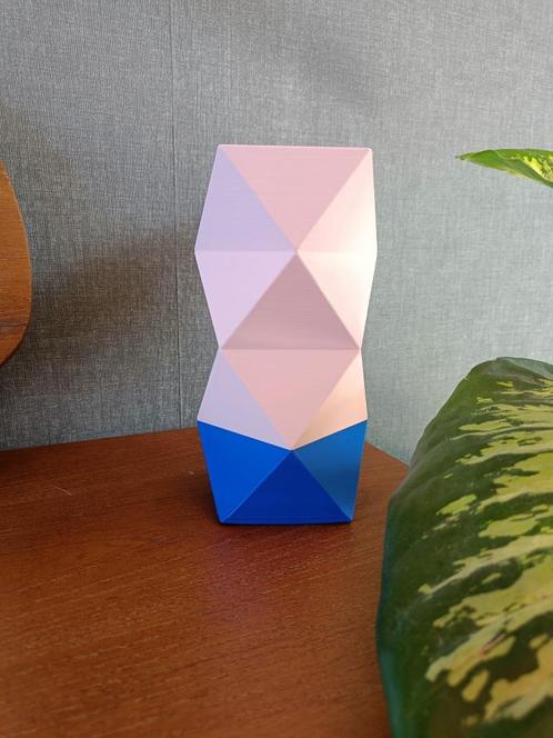 Originele Kloq Origami Vaas Kobalt Blauw Perzik Pastel L, Huis en Inrichting, Woonaccessoires | Vazen, Nieuw, Blauw, Minder dan 50 cm