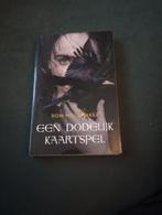 Boek rom molemaker een dodelijk kaartspel, Ophalen of Verzenden, Zo goed als nieuw