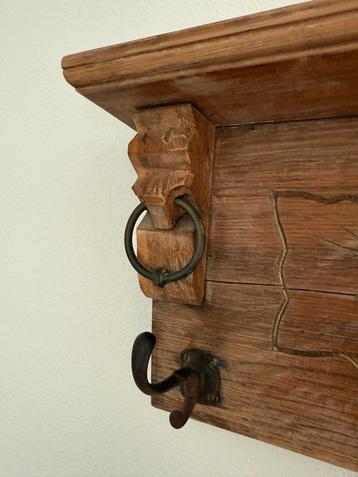 Vintage Houten Wandkapstok met Spiegel beschikbaar voor biedingen