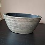 Ovale Bloempot - Betonlook, Minder dan 30 cm, Minder dan 60 cm, Ophalen of Verzenden, Zo goed als nieuw