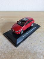 1/43 - Kyosho - Mercedes Benz CLA Class Shooting Brake  rood, Ophalen of Verzenden, Zo goed als nieuw, Auto, Overige merken