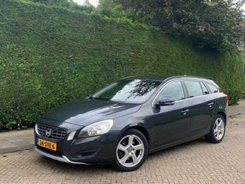 Volvo V60 D3 163pk 2010 Grijs Rijd Super/Airco ijskoud/ beschikbaar voor biedingen