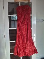 Galajurk in prachtige rode kleur. Maar 36/38, Ophalen of Verzenden, Zo goed als nieuw, Rood, Galajurk