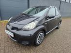 Toyota Aygo 1.0 12V Vvt-i 5DRS 2009 Zwart zeer netjes, Auto's, Toyota, Voorwielaandrijving, Euro 5, Zwart, 4 stoelen