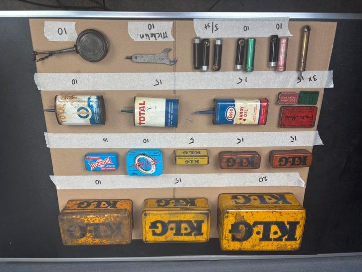 Klg bougie, Michelin bandenspanning, Esso, Total olie spuit, Antiek en Kunst, Antiek | Gereedschap en Instrumenten, Verzenden