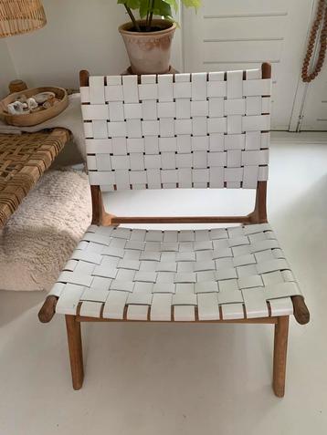 Mooie lounge stoel van ibiza outdoor met witte leren biezen beschikbaar voor biedingen