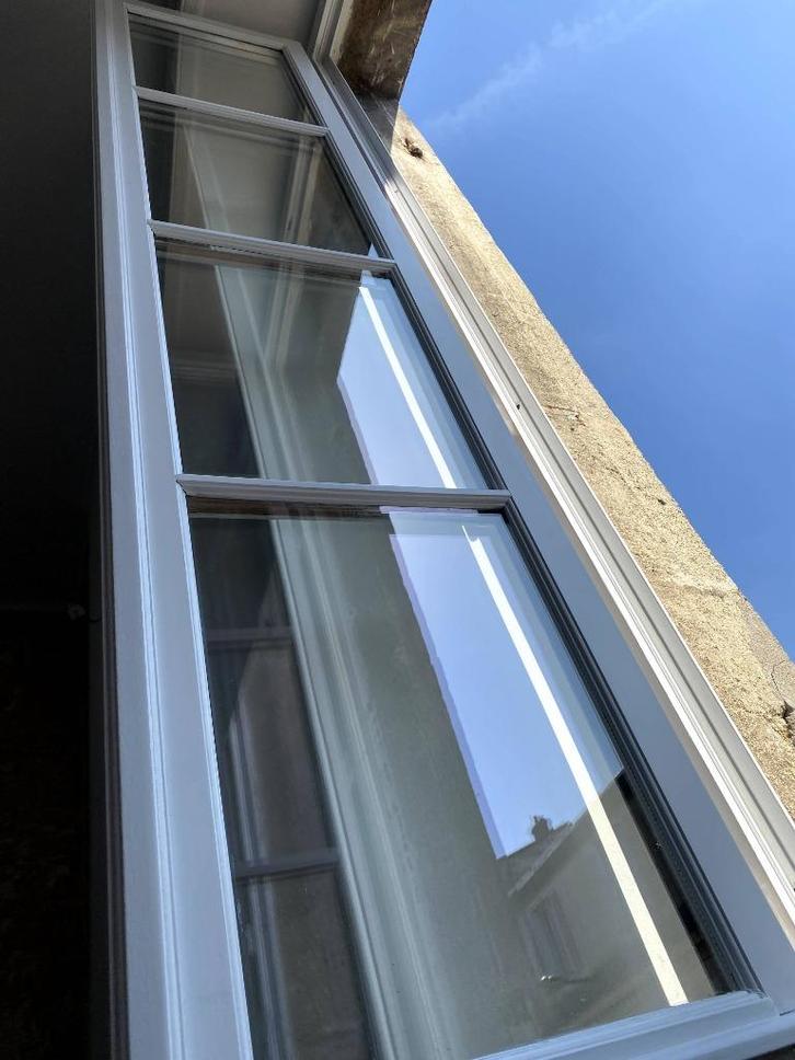 Vakkundige Schilder, Diensten en Vakmensen, Schilders en Behangers, Binnenschilderwerk, Buitenschilderwerk, Decoratieschilderwerk