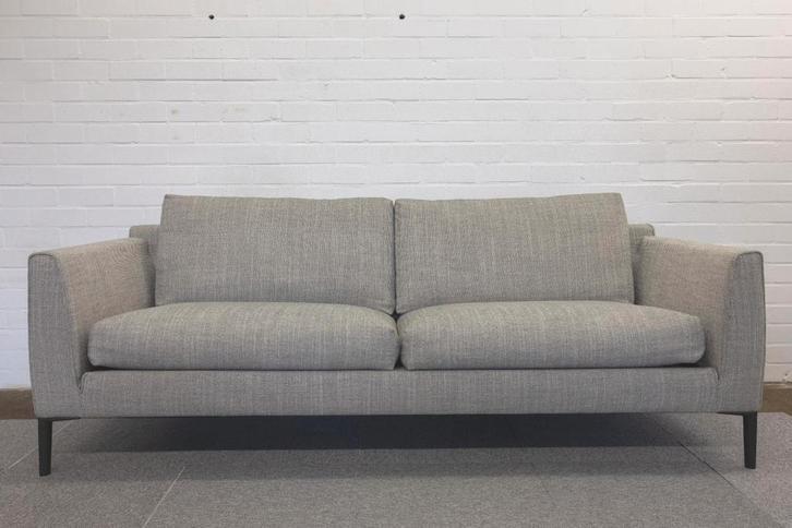 Design on Stock Heelz | Opnieuw bekleed | Greige stof, Huis en Inrichting, Banken | Bankstellen, Zo goed als nieuw, Rechte bank