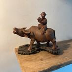 Houten Beeld: Jongen op Waterbuffel - Houtsnijwerk 20x20cm, Antiek en Kunst, Ophalen of Verzenden