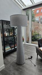 Kwantum Pandia vloerlamp grijs, Huis en Inrichting, Ophalen of Verzenden, Zo goed als nieuw, 100 tot 150 cm