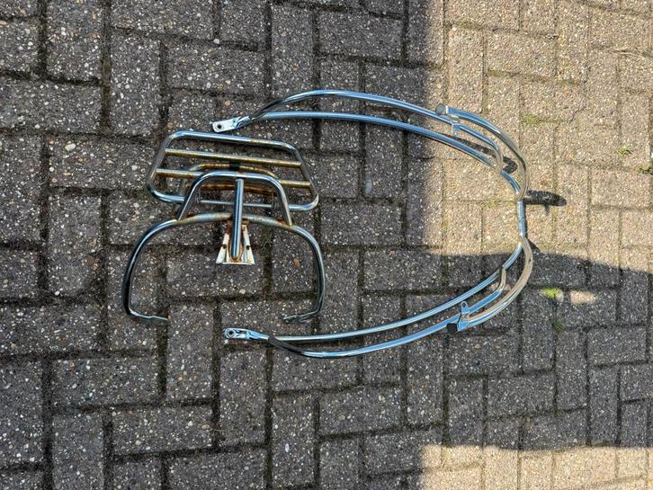 Vespa Sprint valbeugel achter + achterrekje chroom, Motoren, Tuning en Styling, Ophalen of Verzenden