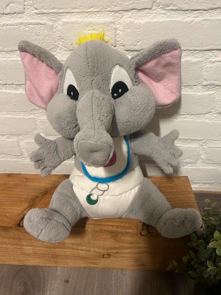vintage pluchen olifant knuffel van intertoys, Kinderen en Baby's, Speelgoed | Knuffels en Pluche, Zo goed als nieuw, Olifant