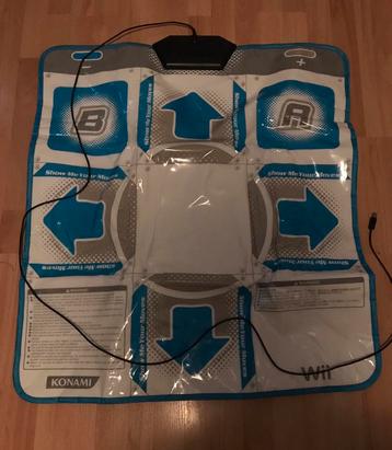Nintendo Wii/GameCube dansmat konami. beschikbaar voor biedingen