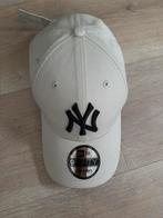 Beige Pet - Zgan, Ophalen of Verzenden, Zo goed als nieuw, Pet