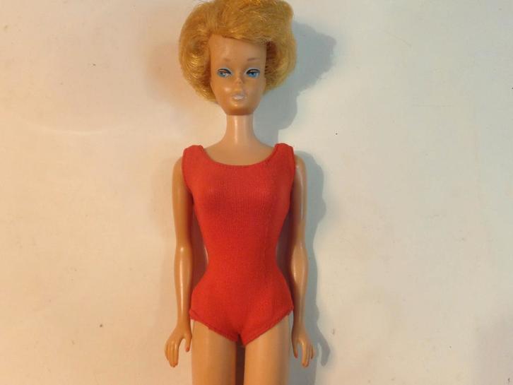 Barbie vintage Bubble cut blond, Verzamelen, Poppen, Gebruikt, Pop, Ophalen of Verzenden