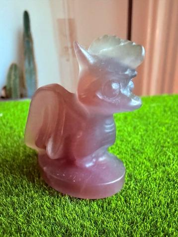 Fluoriet Spyro Figuur beschikbaar voor biedingen