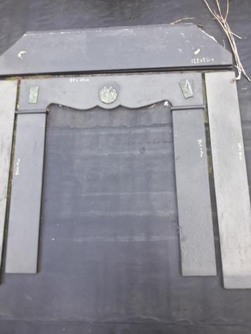 Hoekschouw marmer/ steen en andere delen beschikbaar voor biedingen