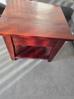 Donker houten salontafel vierkant 2 x, Ophalen, Gebruikt, 50 tot 100 cm, Vierkant