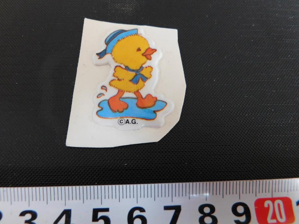 sticker schuimvinyl strip kuiken hoedje, Ophalen, Zo goed als nieuw