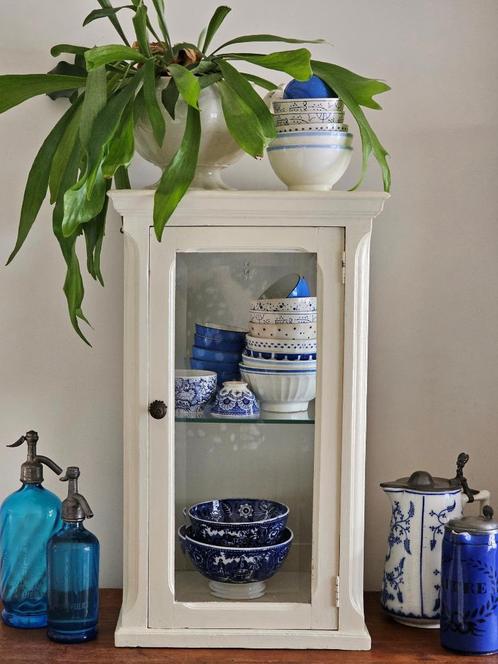TOP antiek vitrine kastje facet geslepen glas / met licht, Antiek en Kunst, Curiosa en Brocante, Ophalen