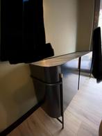 Stijlvolle woonkamerkast, Ophalen, Overige materialen, 150 tot 200 cm, Zo goed als nieuw