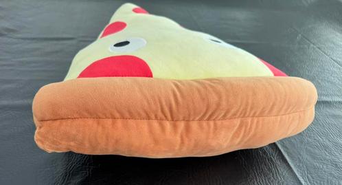 groot pluche pizza kussen knuffel 50x46x11 cm, Huis en Inrichting, Woonaccessoires | Kussens, Zo goed als nieuw, Ophalen of Verzenden