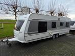 Fendt 700 Diamond , 2015,eilandbed,treinzit,rondzit,voortent, Caravans en Kamperen, Caravans, Vast bed, Rondzit, Koelkast, 7 tot 8 meter