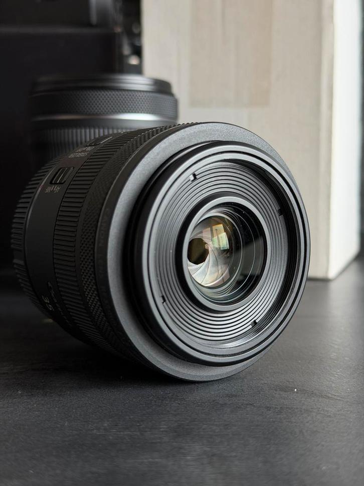 (moet weg!) Canon RF 35mm f/1.8 STM Macro, Audio, Tv en Foto, Fotografie | Lenzen en Objectieven, Zo goed als nieuw, Standaardlens