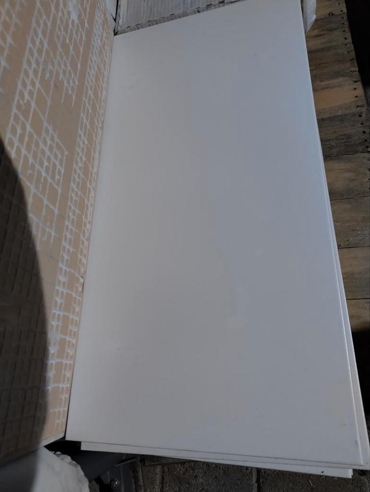 Ruim 30 m2, witte wandtegels afm. 30x60 cm - Nieuw in Doos!, Doe-het-zelf en Verbouw, Tegels, Nieuw, Wandtegels, Keramiek, 60 cm of meer